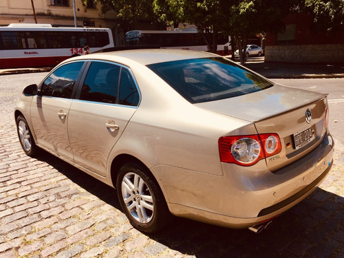 Volkswagen Vento 2.5 Luxury Wood, 2008