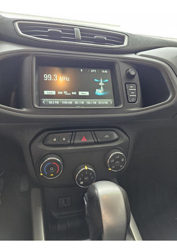 Chevrolet Onix 1.4 Activ Aut. 5p
