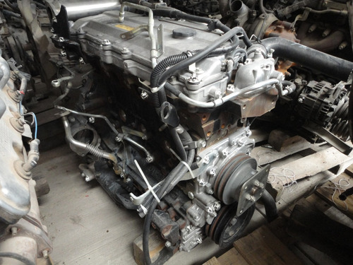 Motores Isuzu Worker Sterling Hino Cf600 Etc.