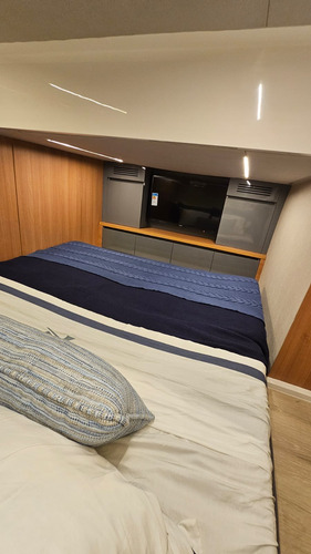 Lancha Nx 41 Horizon N É Solara Triton Ventura Real