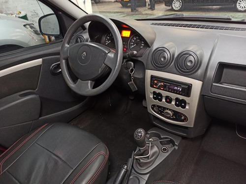 Renault Logan 1.6 Expression A.a. 2012 Mcy126