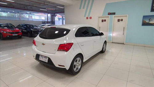 Chevrolet Onix 1.4 Mpfi lt 8v