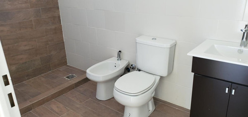 Imagen 27 de 30 de Venta Casa 6 Ambientes A La Laguna El Canton Puertos