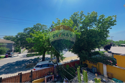 Dos Casas En Un Terreno De 452 M2 En Ñuñoa