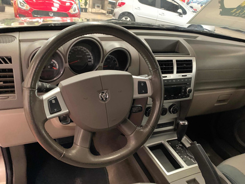 Imagen 11 de 14 de Dodge Nitro Slt 4x2 Aut Ac 2007