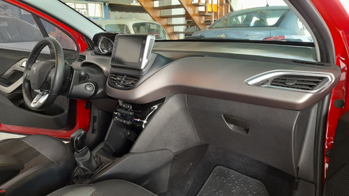 Imagen 11 de 20 de Peugeot 208 1.6 Feline 2020 Impecable