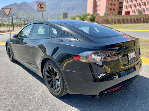 Tesla Model S P90D AWD 690hp