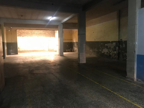 Imagen 7 de 13 de Alquiler - Galpón 240 M2 Aprox. Sobre Avda. Crovara