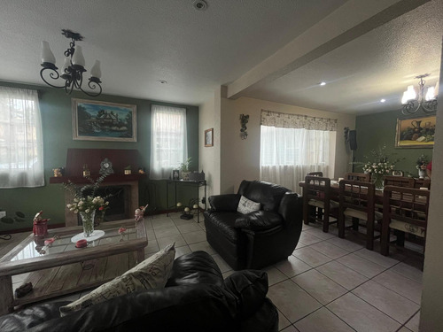 Casa En Venta - Metepec - 250m2