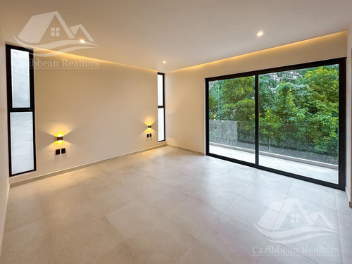 Casa En Venta En Via Cumbres Cancun