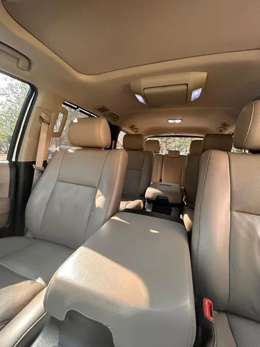 Toyota Sequoia 5.7 Platinum At