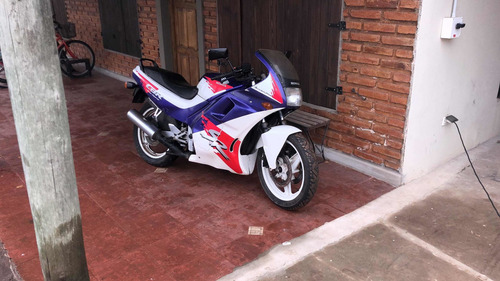 Imagen 1 de 4 de Honda 98