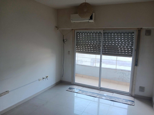 3 Amb Semipiso 2 Baños 2 Dorm Balcón Split Lujo Categoría. Apto Profesional
