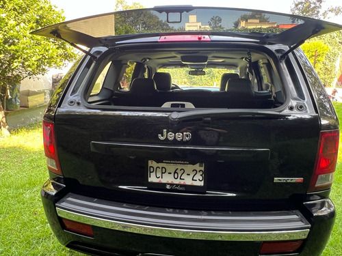Jeep Grand Cherokee SRT8 4X4 6.1L T/A