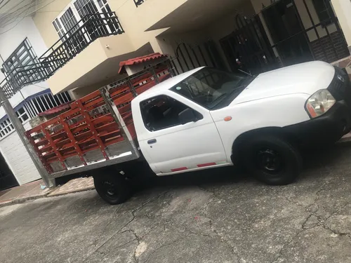 Nissan Frontier 2.5l Chasis 4x2