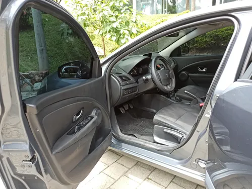 Renault Fluence 1.6 Confort