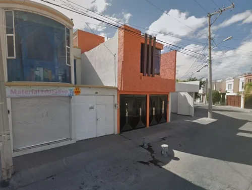 Casa A La Venta En Aguamarina, Esmeralda, San Luis Potosí