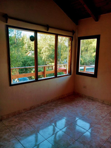 Casa En Venta - 5 Dormitorios 3 Baños 5 Cocheras - 760mts2 - San Carlos De Bariloche