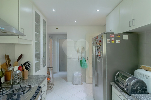 Imagem 12 de 30 de Casa Em Condomínio Com Segurança Presencial 24hs E Lazer Privativo!! - Reo375075