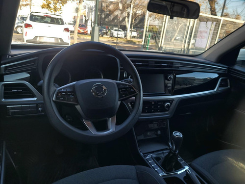 Ssangyong Stavic New Korando Lx 1.5 2022