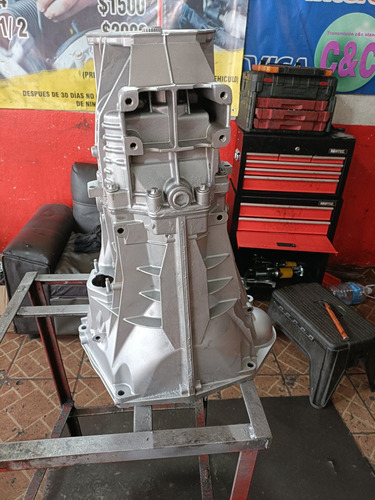 Caja De Velocidades Estándar Jepp 4×4 De 6vel Y Reversa (Usado)