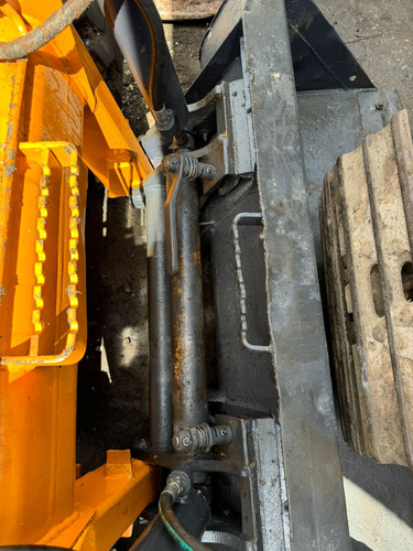 Minicargador Case 1840