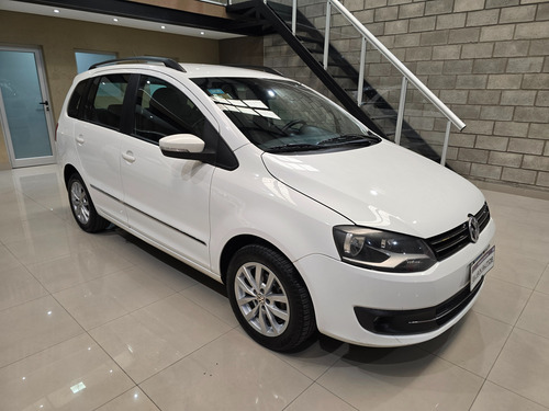 Volkswagen Suran 1.6 Imotion Highline 11c