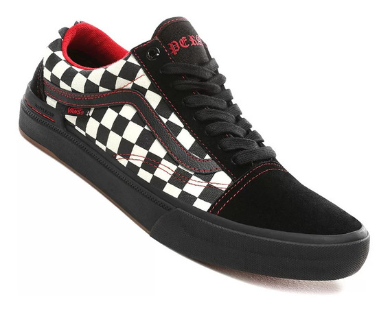 vans vermelho e preto