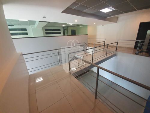 Imagen 10 de 27 de Oficina En Venta De 561.87 M² En Céntrica Ubicación En Col.