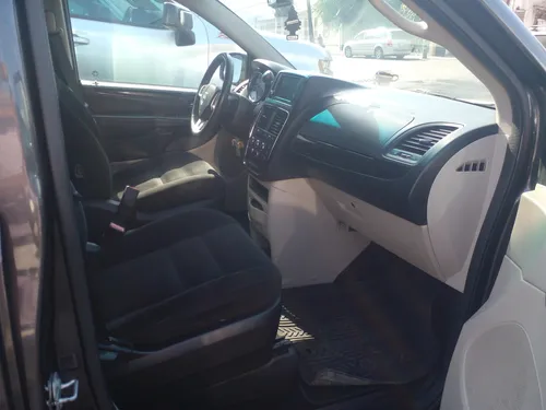 Dodge Grand Caravan 3.7 Se At
