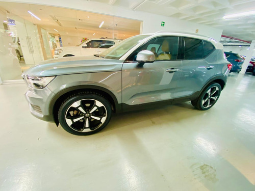 Volvo Xc40 T5 Momentum