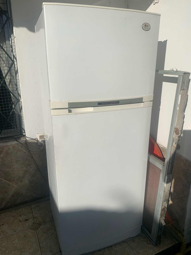 Refrigerador LG Excelente