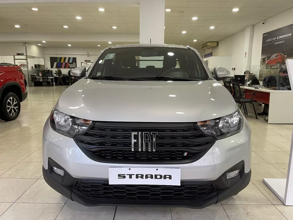 Fiat Strada 1.4 8v Freedom Cd