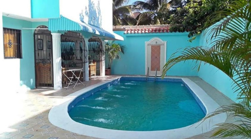  Majestuosa Casa En El Exclusivo Sector De Los Corales Del