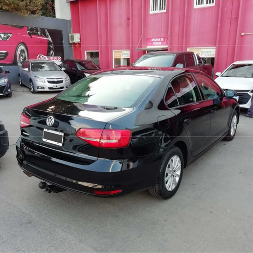 Imagen 6 de 15 de Volkswagen Vento 2.0 Advance Summer 2015