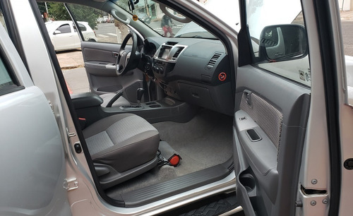Imagem 9 de 15 de Toyota Hilux Flex Sr 2.7 C.d. Automática