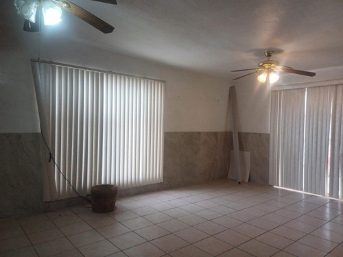 Casa Sola En Venta En Guadalupe, Chihuahua, Chihuahua