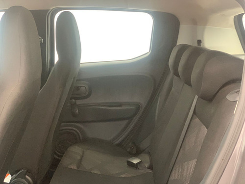 Imagem 11 de 13 de Fiat Mobi 2021 Completo