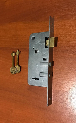 Cerradura De Seguridad Doble Perno Piccolo / Bertolo