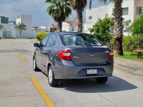 Imagen 7 de 12 de Ford Figo 2017 1.5 Titanium Sedan At
