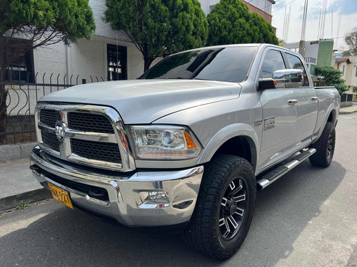 Dodge Ram 5.7 2500 Crew Cab Laramie 390 hp