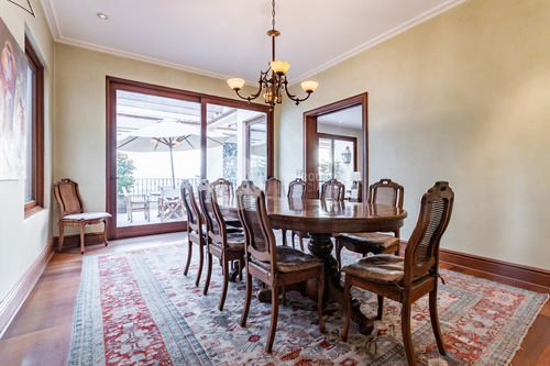 22788 - Elegante Casa Provenzal Valle Escondido