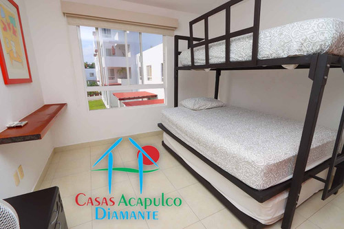 Cad Vindeza A 01. Terraza Con Salida Y Acceso A Jardín Y Albercas