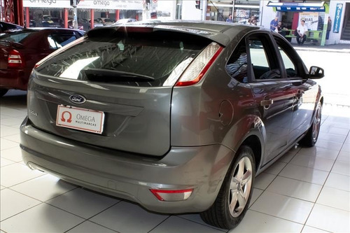 Imagem 6 de 11 de Ford Focus 1.6 Gl 16v