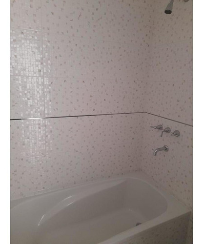 Imagen 10 de 21 de Departamento En Excelente Ubicacion !!!!!