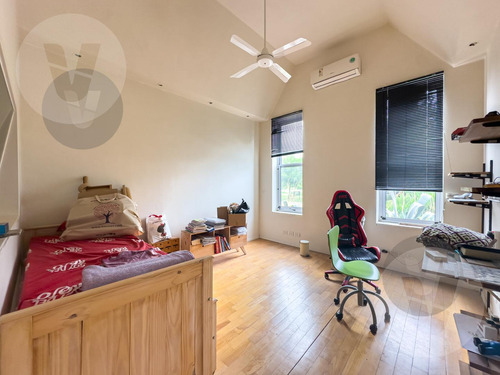 Casa En Venta - Barrio Fincas De San Vicente Chacras