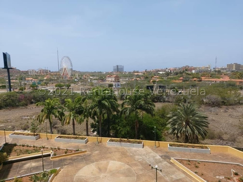 Imagen 10 de 13 de Venta Apartamento En Maneiro, Amoblado/ Con Línea Telefónica. Isla De Margarita 0424 8255686