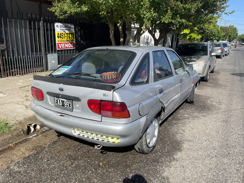 Ford Escort 1.8 Lx Aa Plus