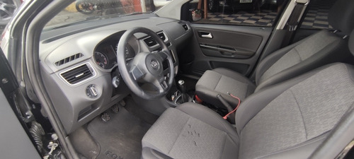 Imagem 7 de 11 de Volkswagen Fox 2014 1.0 Trend Tec Total Flex 5p