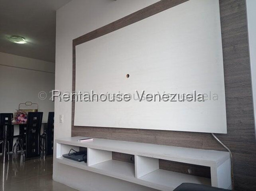 Maribel Morillo Asesor Inmobiliario De Rentahouse Te Ofrece Bello Y Moderno Apartamento En Condominio Con Planta Electrica Y Es De Construccion Reciente Ubicado Al Este De Barquisimeto Lara